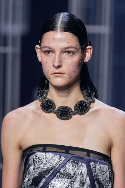 Look 47